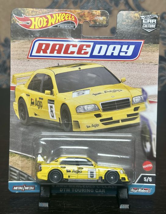 Hot Wheels Mercedes Amg C-class dtm car