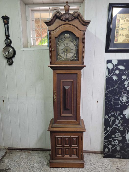 Zegary stojace, piekne stare.