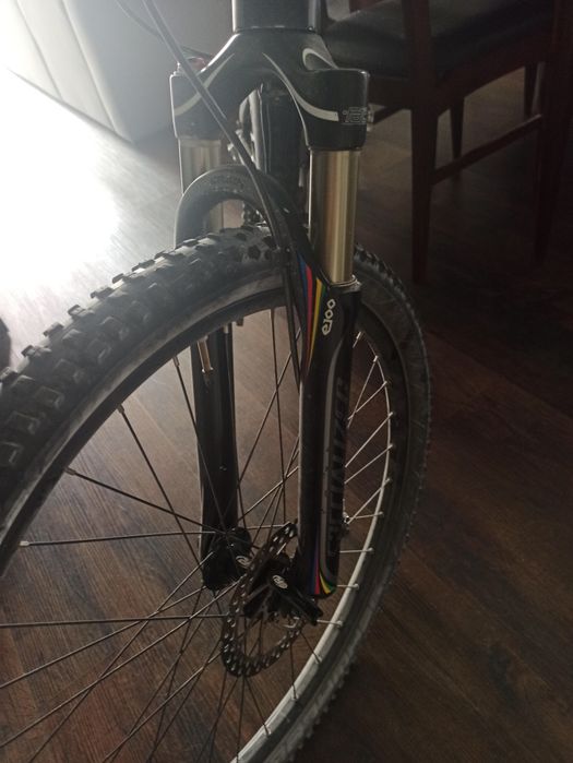 Specialized Épic roda 26