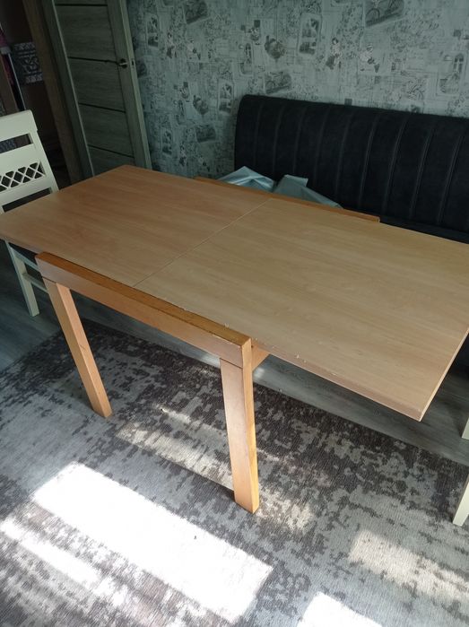 Розкладний стіл кухонний