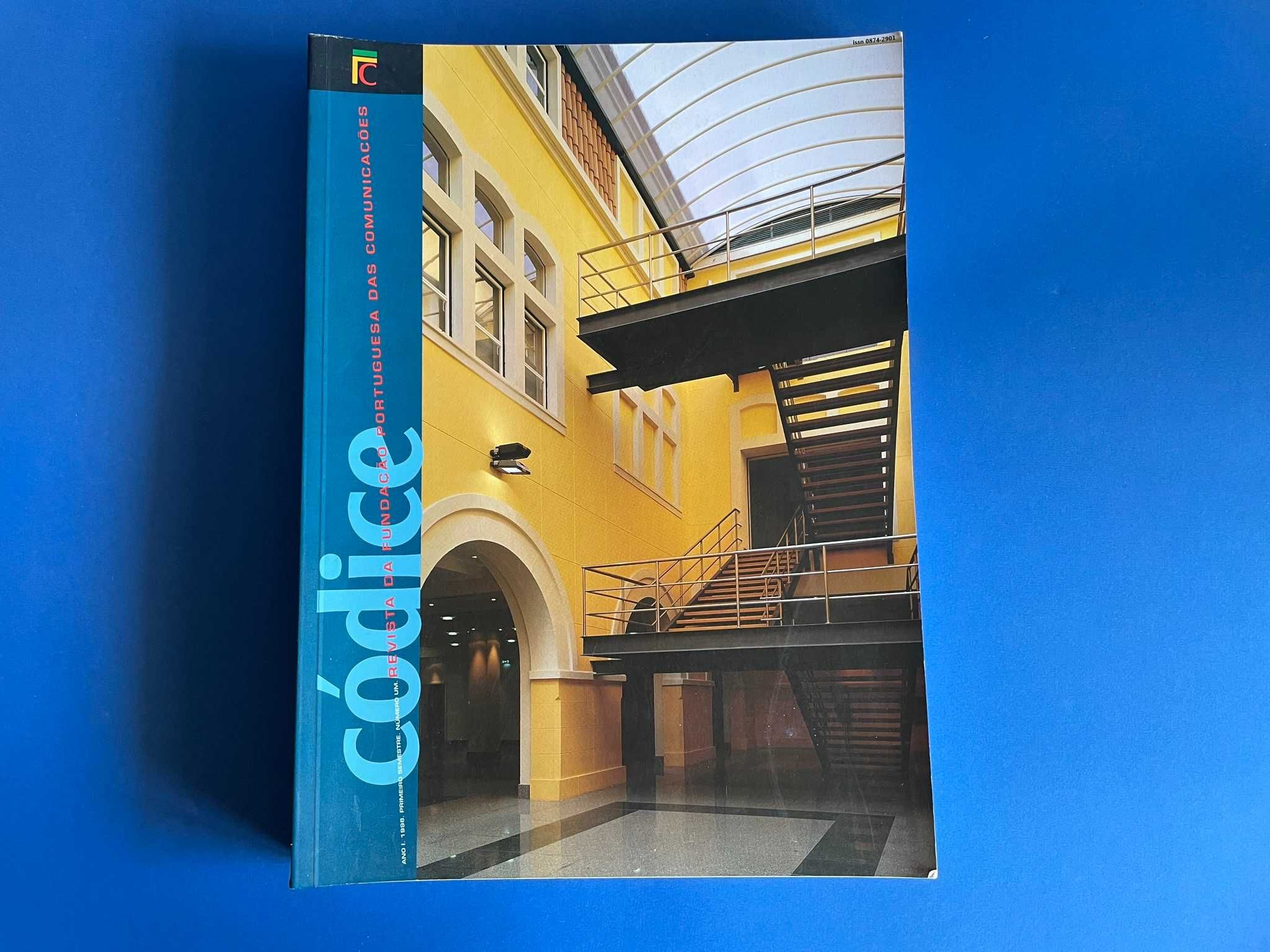 Códice - Lote de 4 Revistas Fundação Portuguesa Comunicações 1998/1999