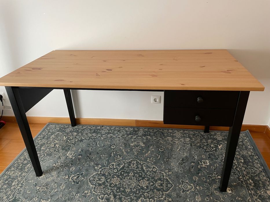 Secretária preta IKEA (ARKELSTORP)
