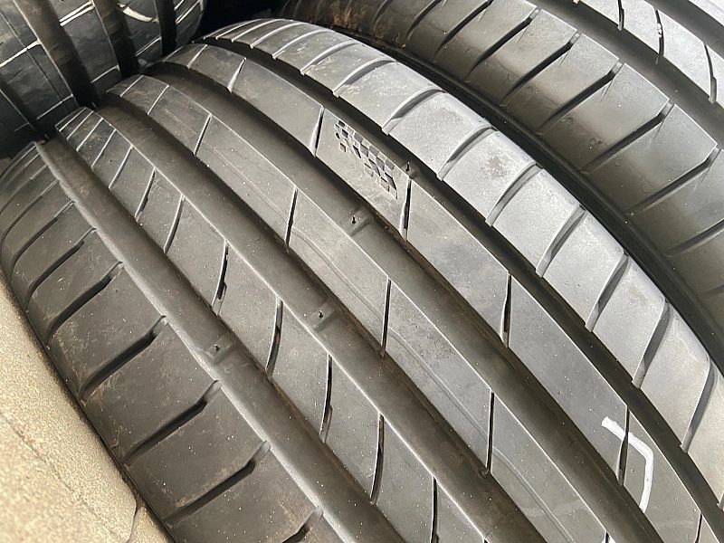 235/40/18 Kumho Ecsta PS71_6,5mm_2szt_(296)