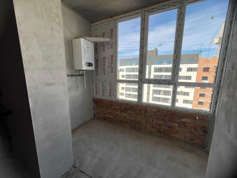 ЖК Автобіографія на етапі здачі 1к