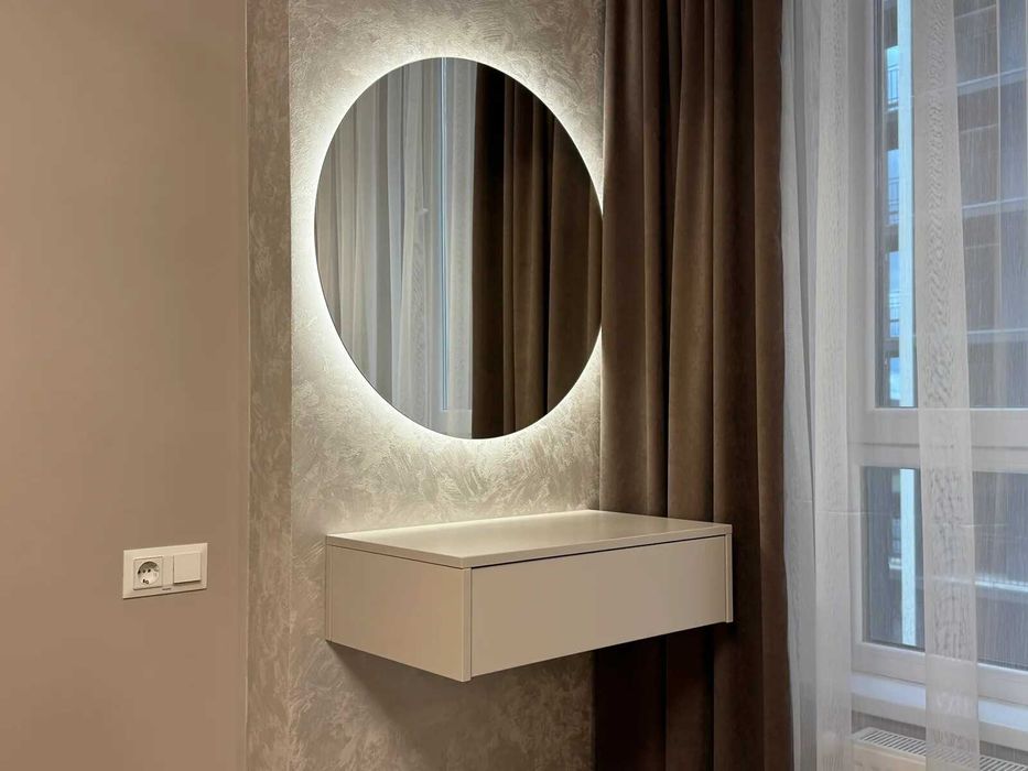 Шикарна двокімнатна квартира з кухнею-студією