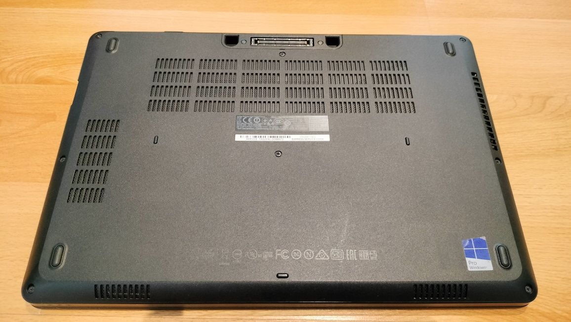 Laptop Dell Latitude E5470. i5-6440HQ / 1000 GB SSD / 16GB/ FHD