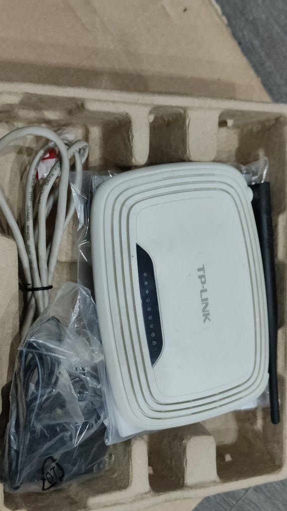 Router TP-Link tl-wr740n