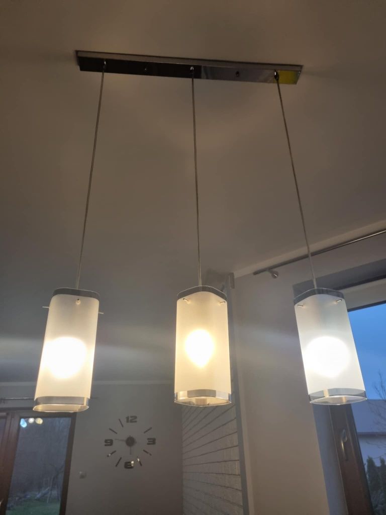 Lampa wisząca regulowana