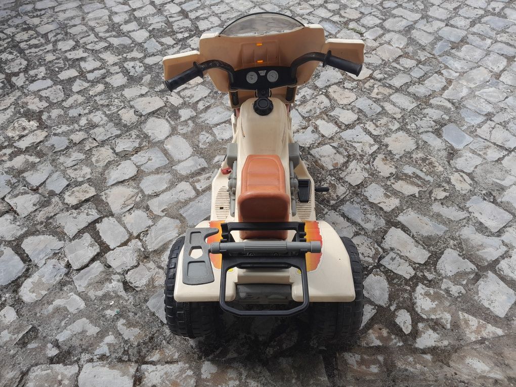 Moto criança / jogos varios