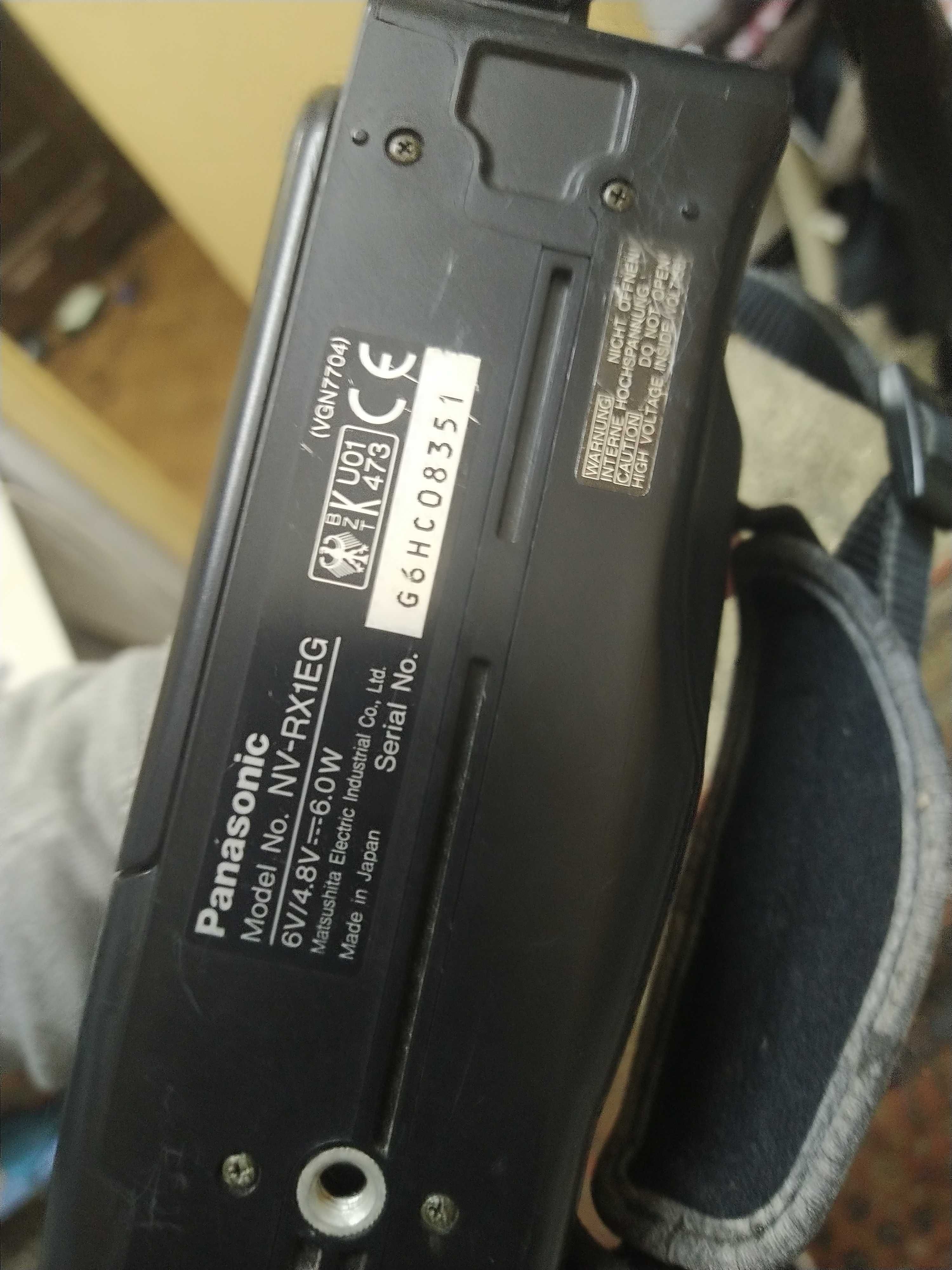 Máquina de filmar Panasonic RX - 1 sem carregador sem bateria.