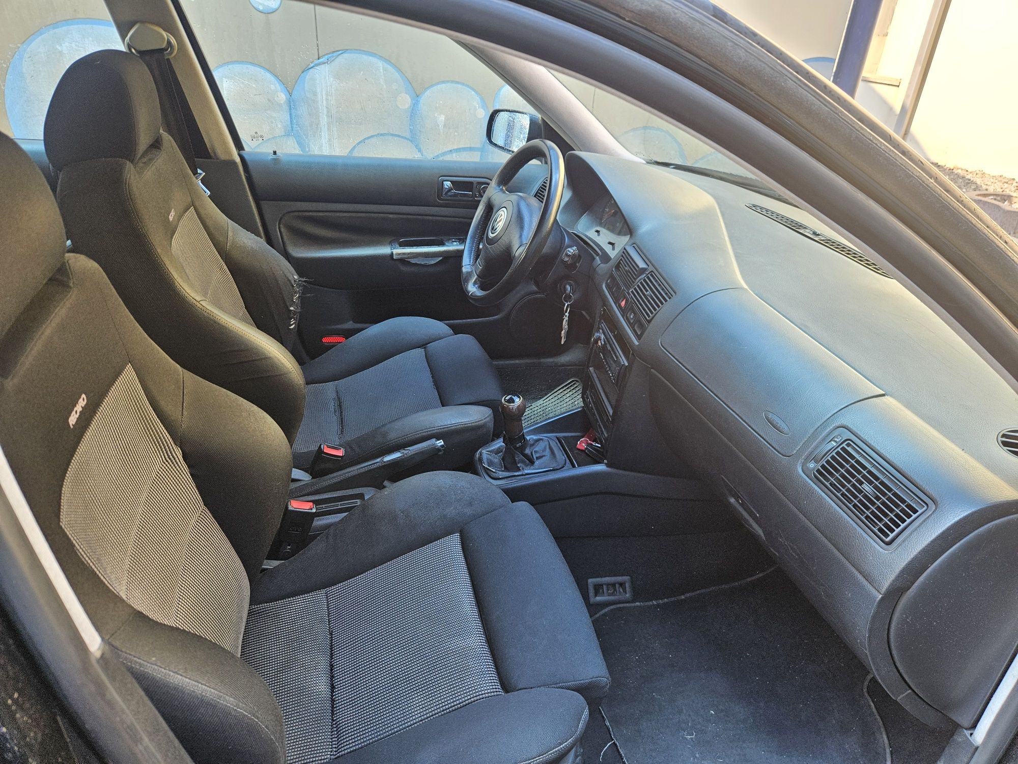 VW GOLF GTI  150 cv edicion recaro