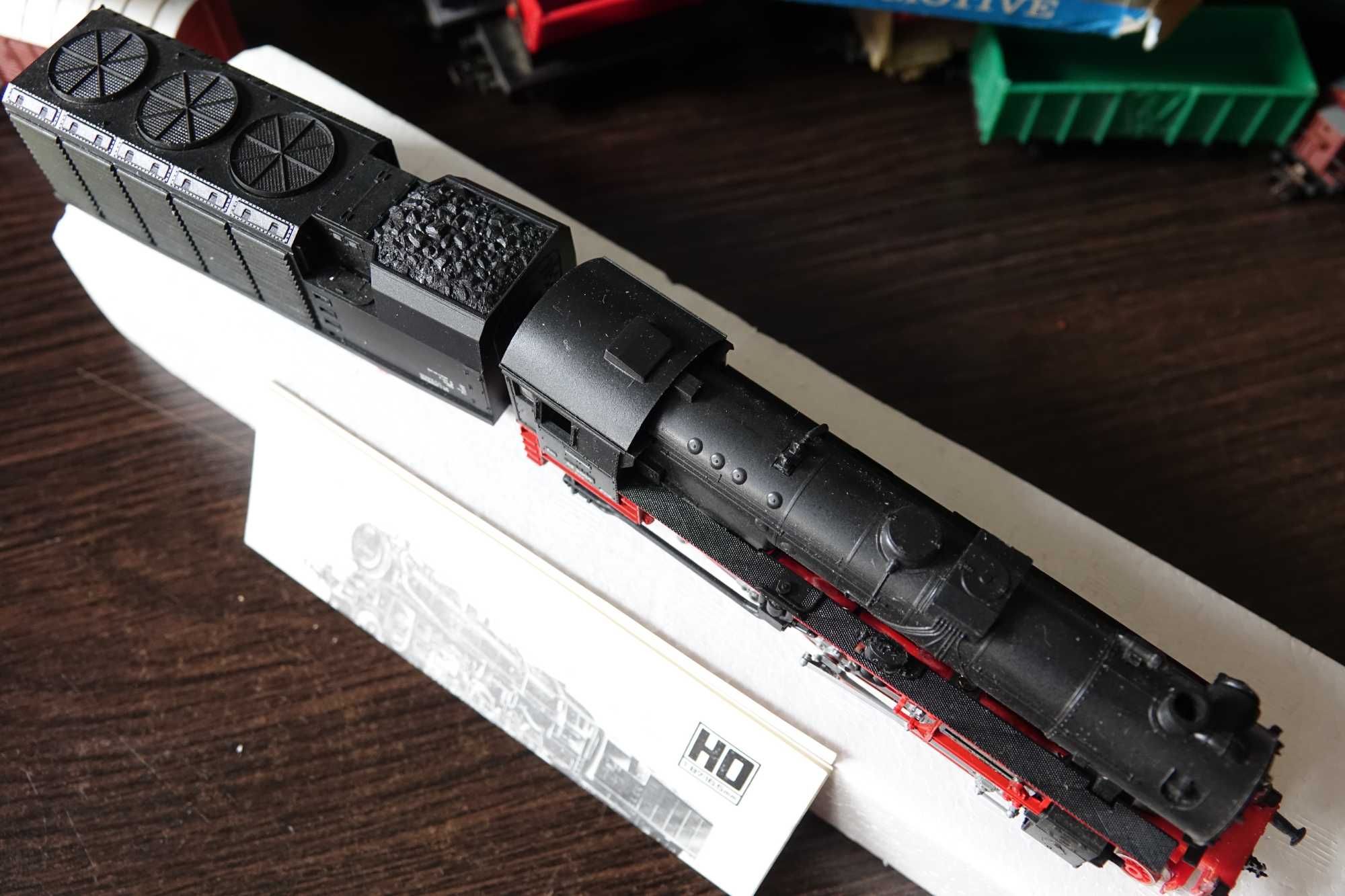 Parowóz PIKO BR 52 HO