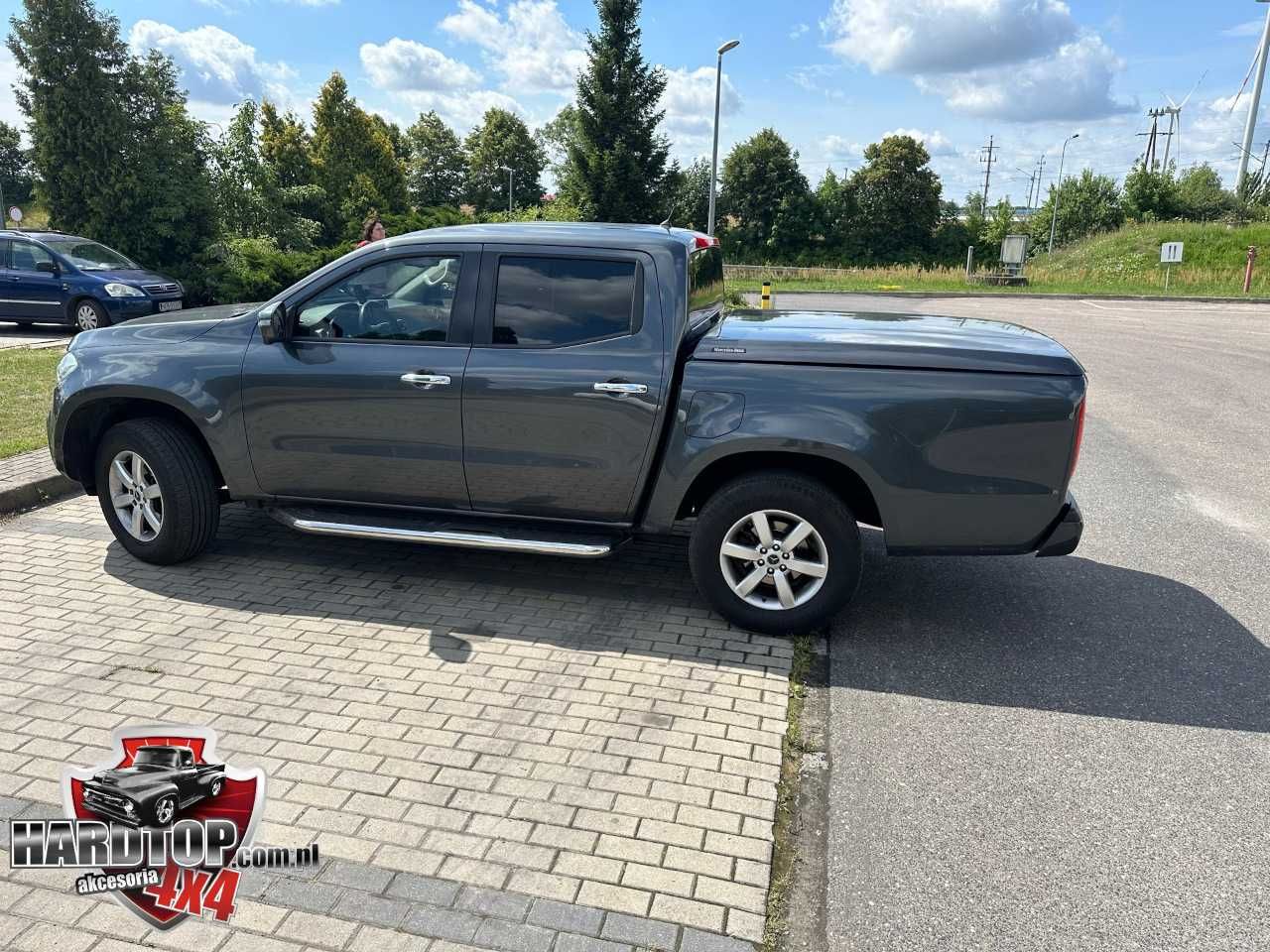 Pokrywa Mercedes X Zabudowa na pakę Nissan Navara NP300