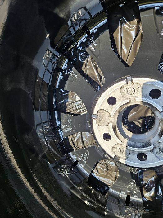 Оригінальні диски VW Touareg Tiguan 18" полка 8 5x112 ет25 760601025T