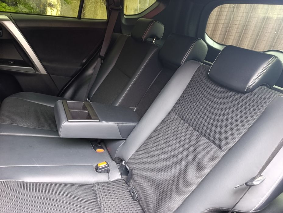 Продам Toyota rav4