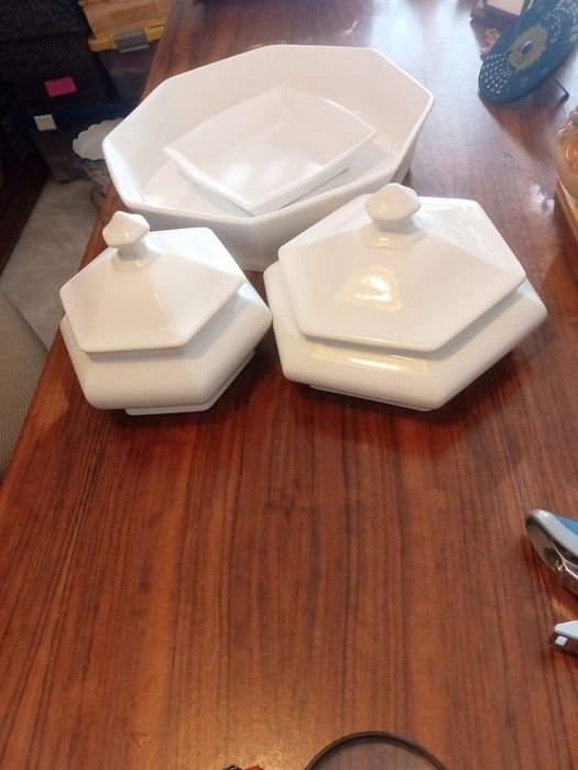 Loiça branca de Alcobaça antiga