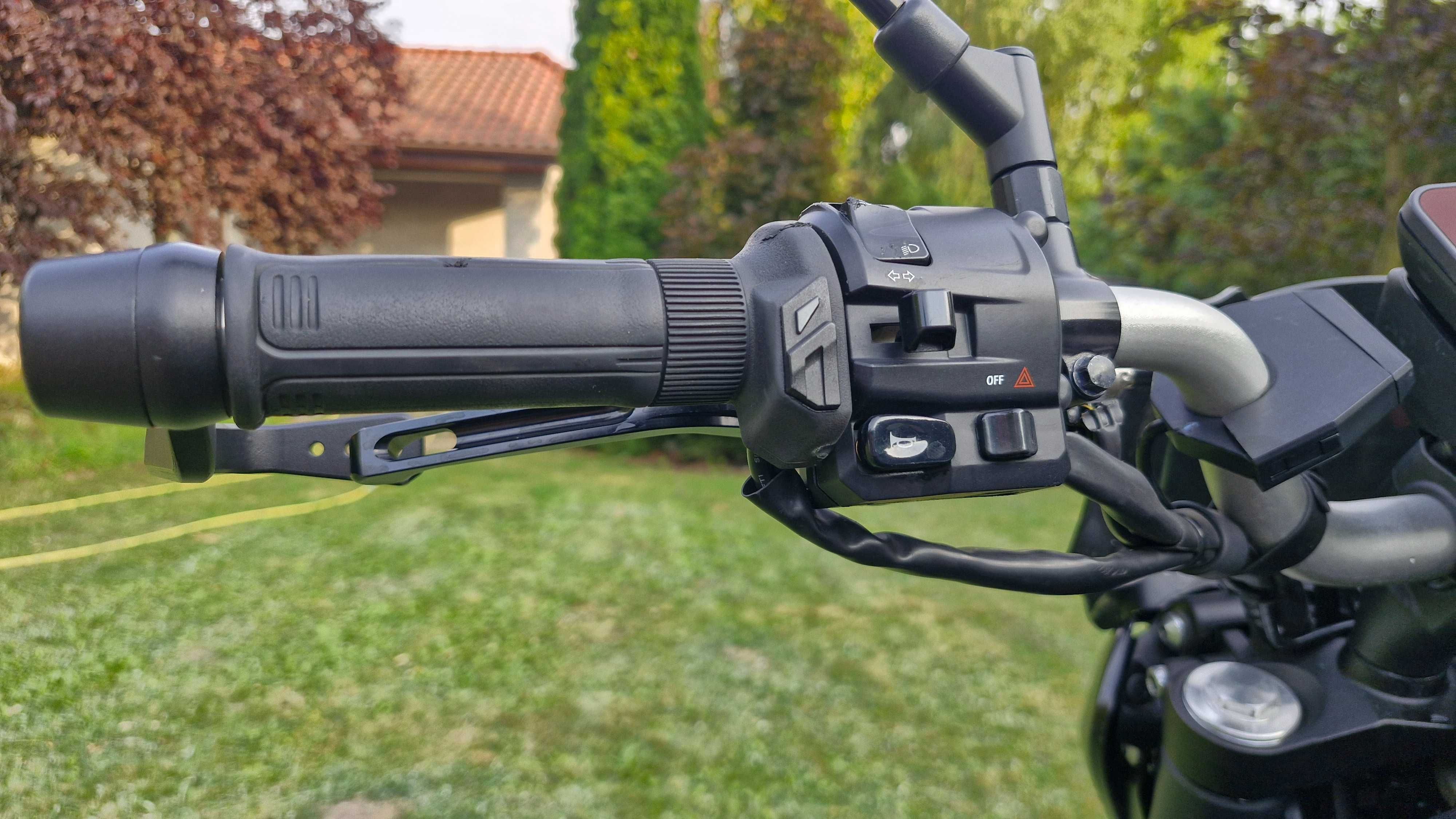Yamaha MT07 2023 A2 (ODBLOKOWANY) UNIKAT-złote felgi wydech MIVV