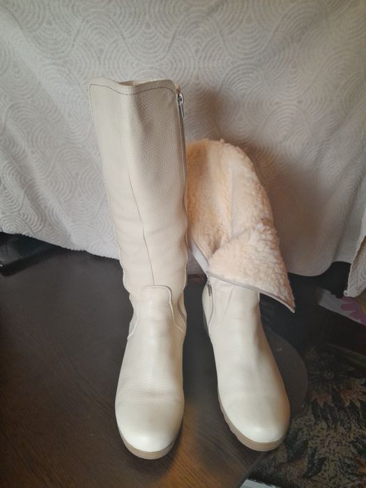 Продам сапоги,натуральная шкіра