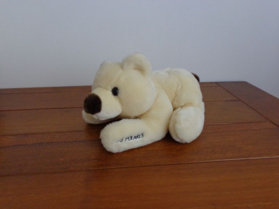 Peluche urso deitado