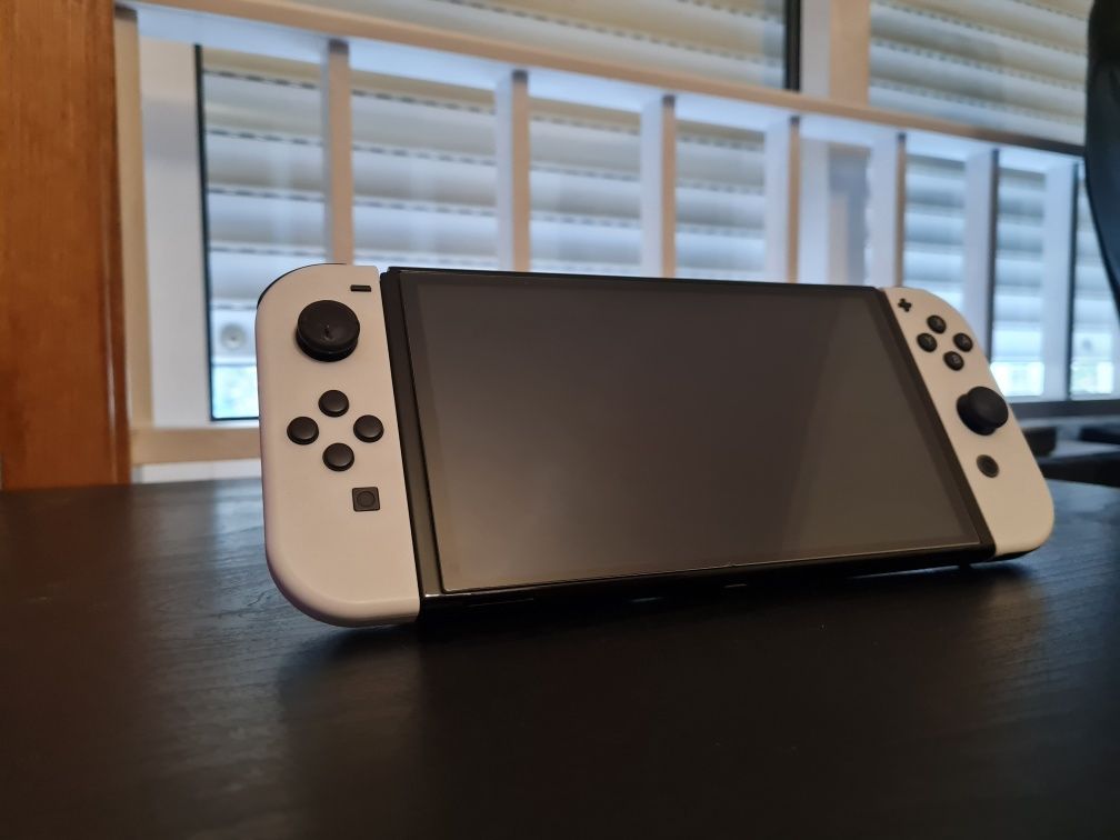 Nintendo switch oled desbloqueada