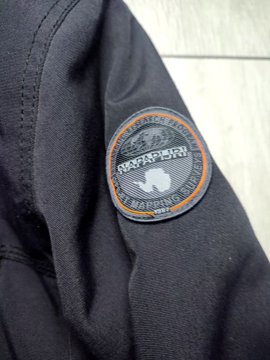 ОРИГІНАЛ!!! Анорак чорний Naparijri зимовий