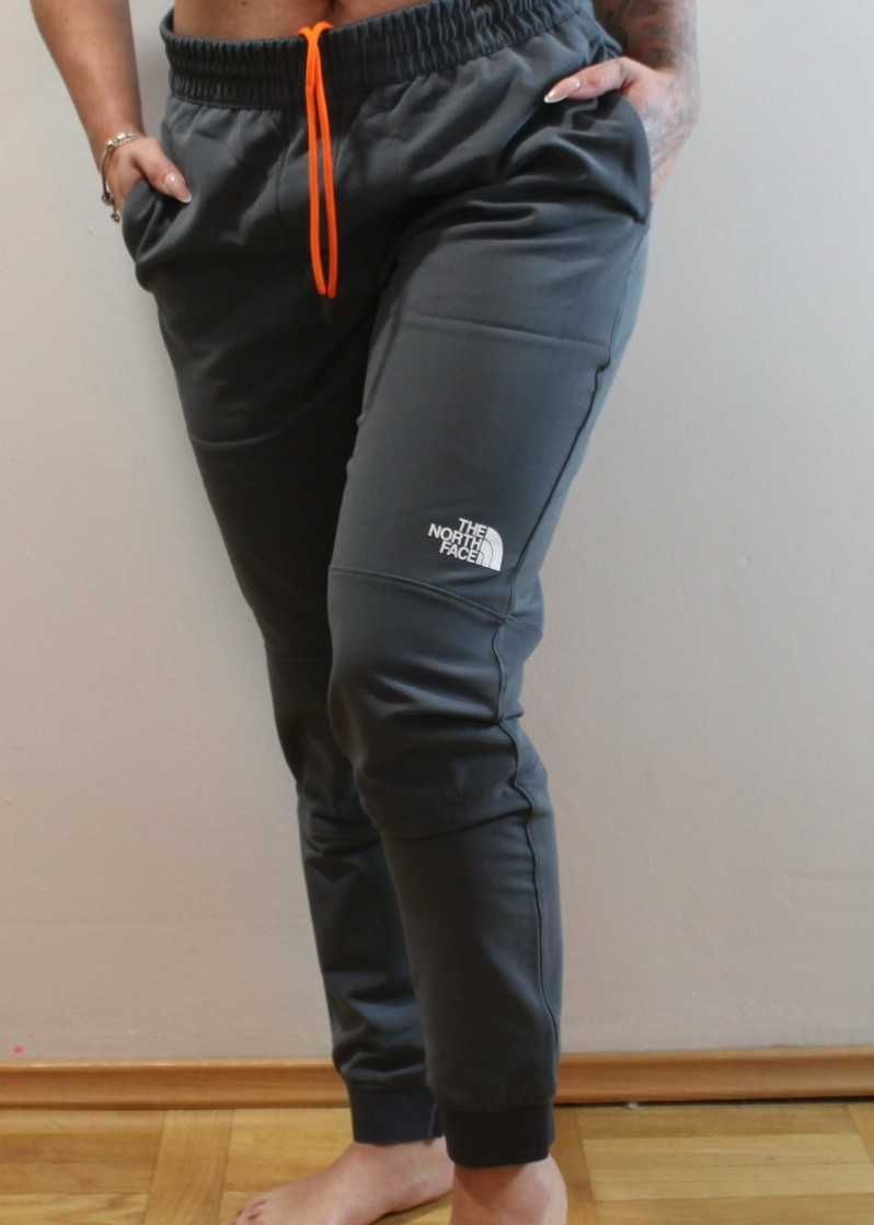 39. The North Face - Tekware - Szare Polarowe Spodnie Joggersy. Nowe