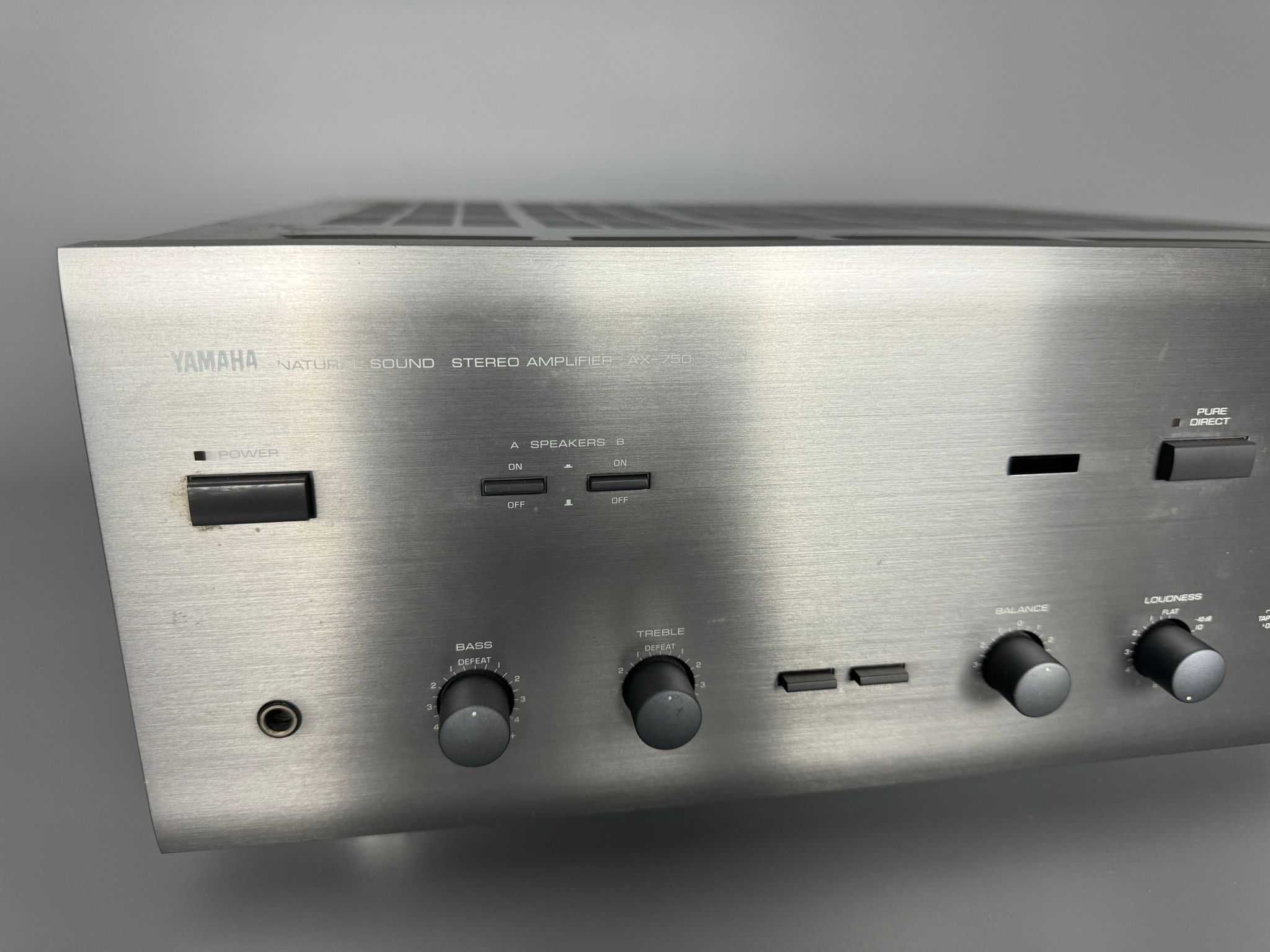 Wzmacniacz Yamaha AX-750 Natural Sound TOP