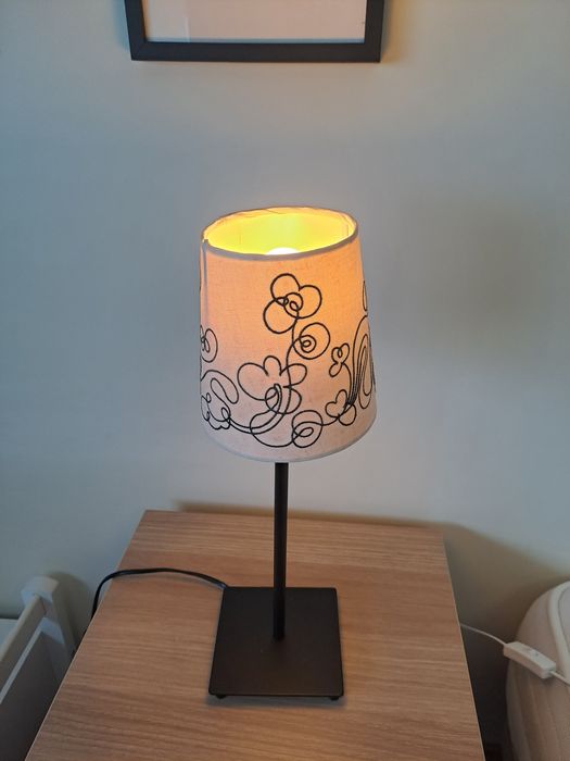 Candeeiro de mesinha cabeceira ou hall