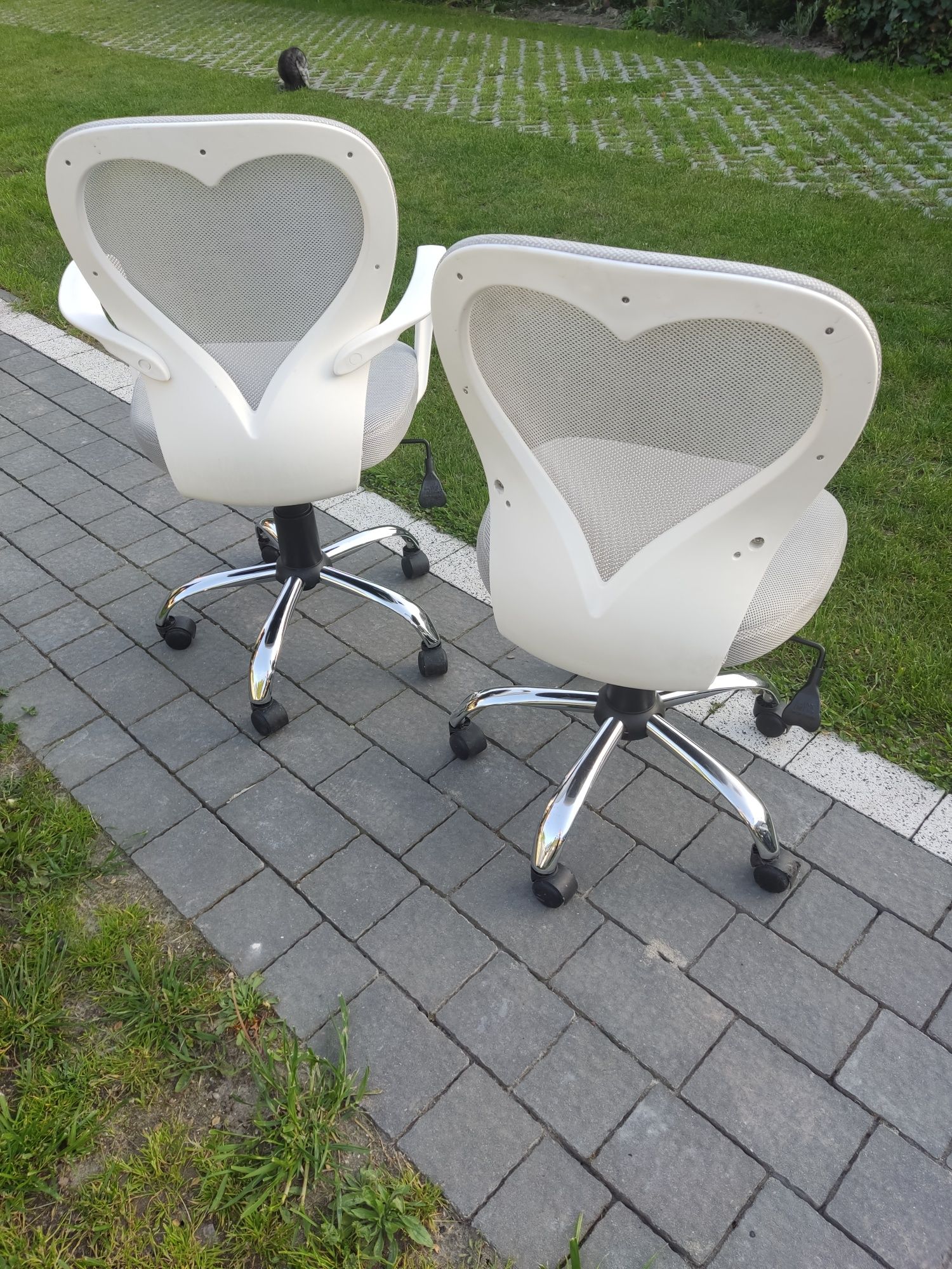 Dwa fotele biurowe krzesła obrotowe do biurka