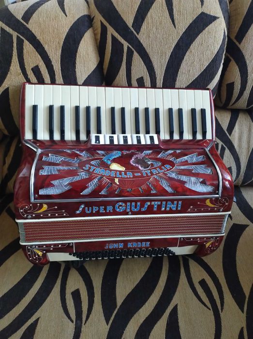 Akordeon Super Giustini  80 basow