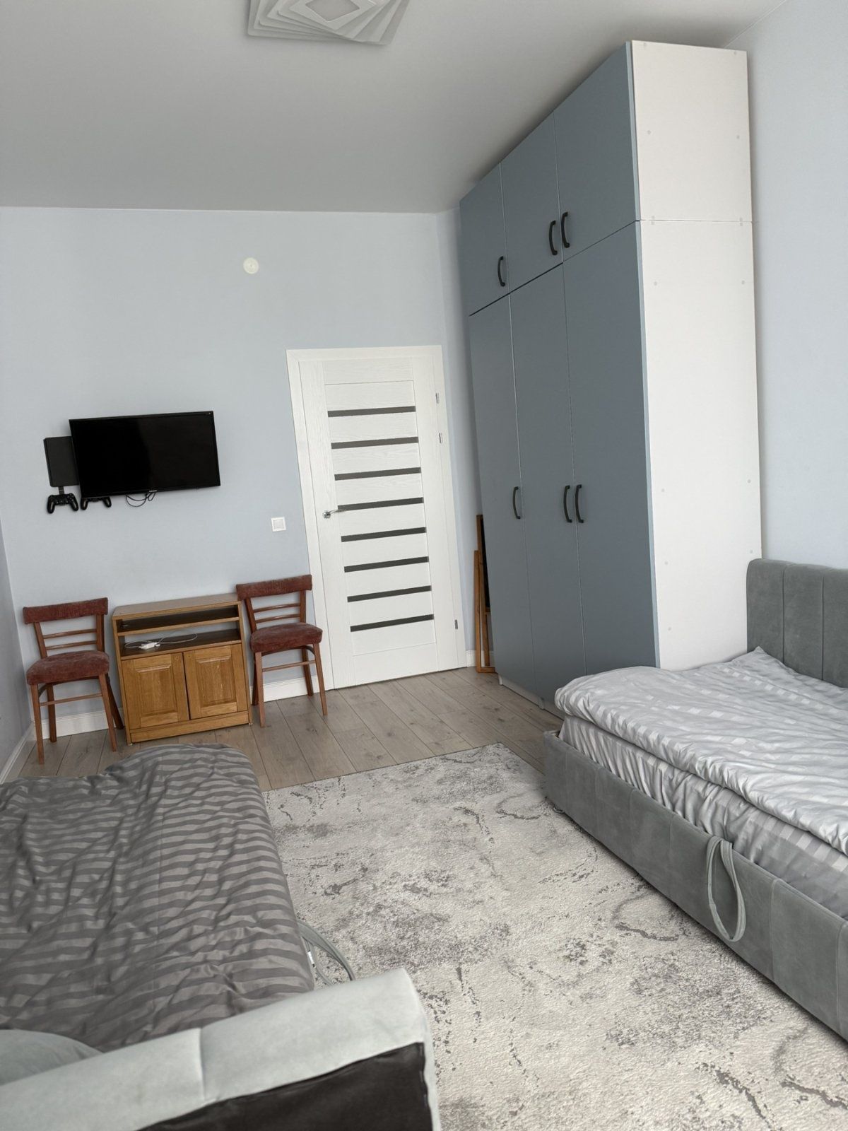 2- кімн Минай , 73 м² на четвертому поверсі
