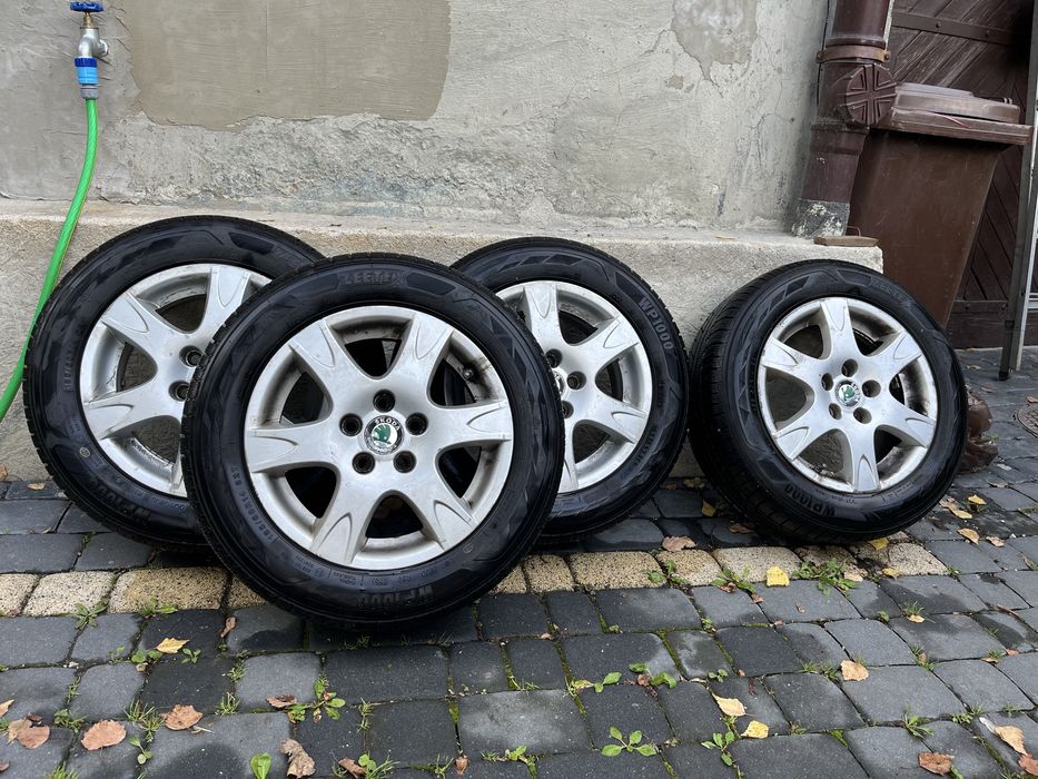 Opony zimowe Zeetex 185/60 R14 + felgi Skoda