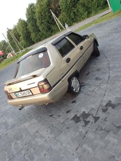 Продам Славуту 2002 р