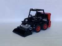Modelka Lego Technic mini ładowarka kołowa