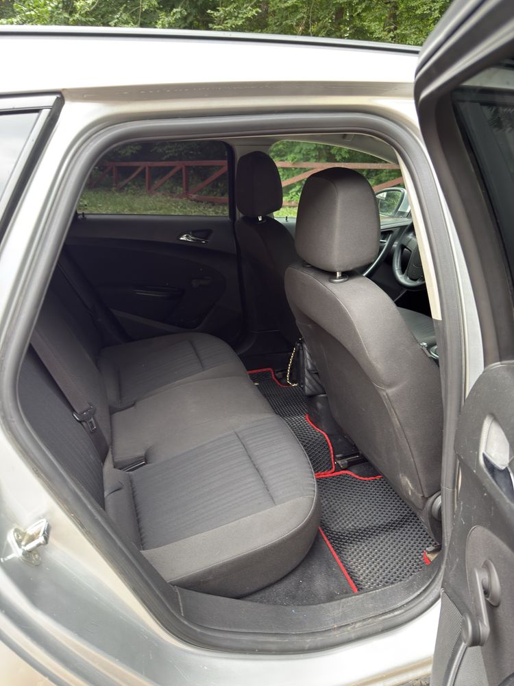 Opel astra.