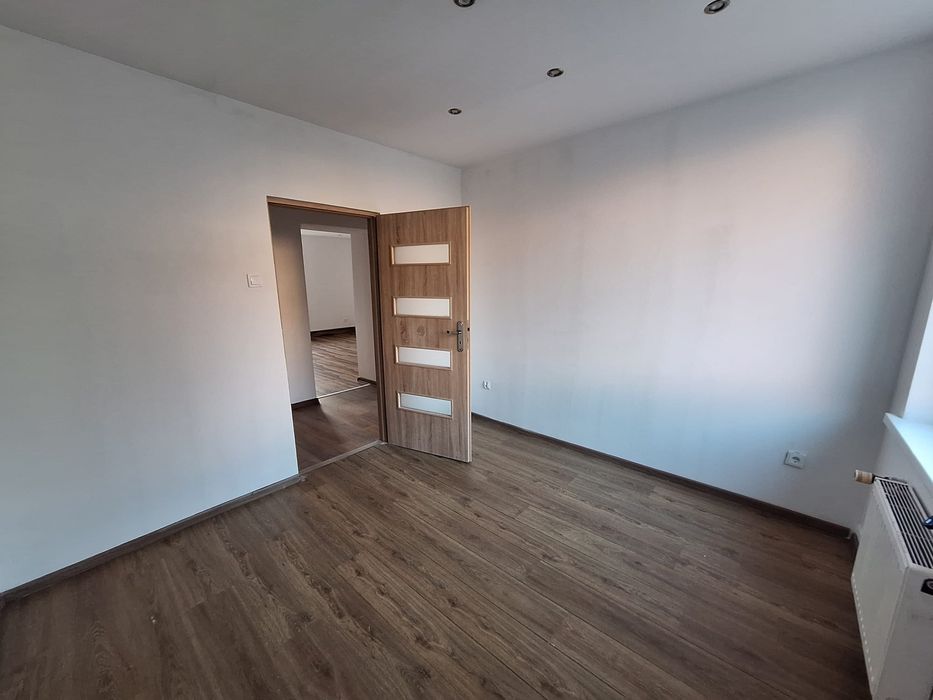 Sprzedam mieszkanie 63m² + ogródek, miejsce parkingowe. Pogorzelec.