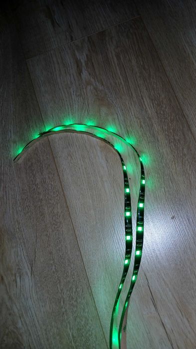 Paski led na pilota Grundig