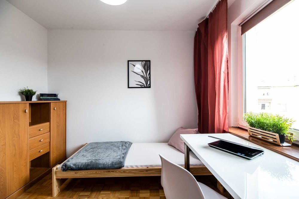 Pokój jednoosobowy - Łuszczkiewicza (1) - UEK, UR, PK