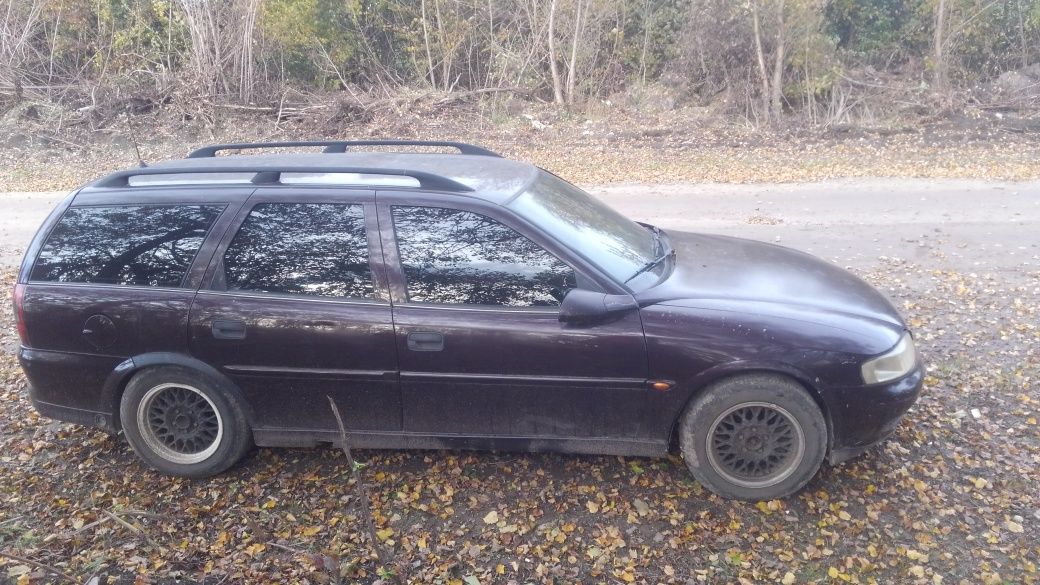 Автомобіль Opel Vectra B 1.8 2000