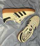 Aluminum\Handball\adidas\nowy UnisexTrampki.38.5