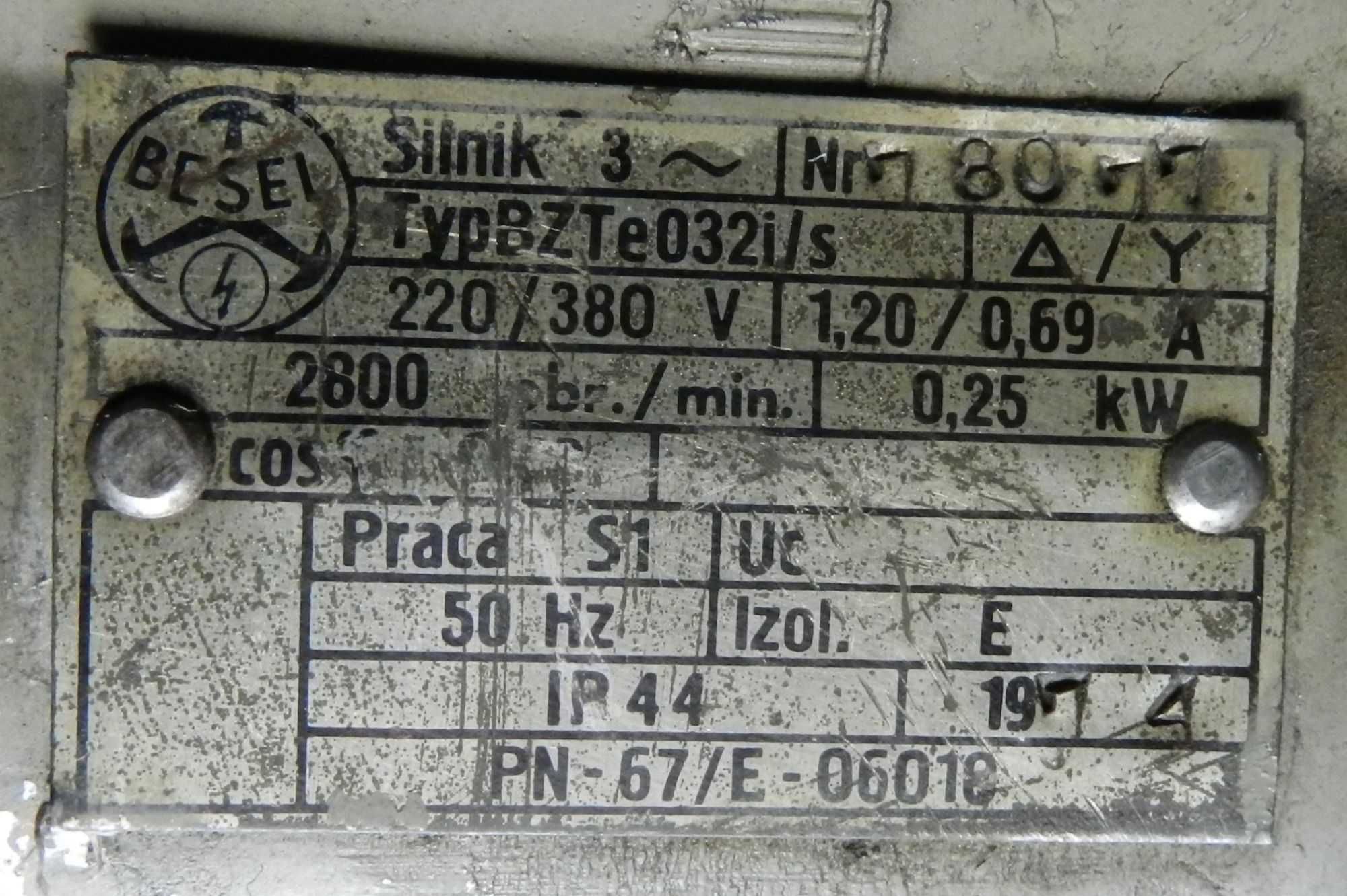 Silnik Besel BZTe032i/s 220/380V 0,25kW do maszyny do szycia