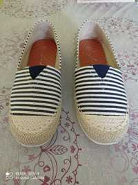 Nowe Espadryle roz 39