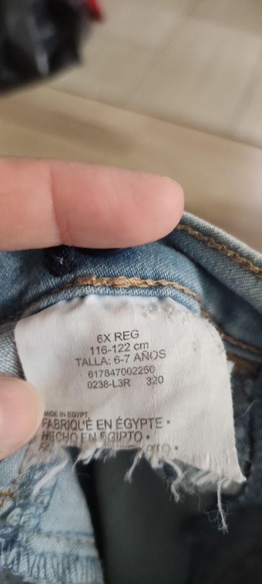 Jegginsy 116/122 Levi's na szczupłą dziewczynkę