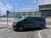 Wynajem bus 8 osobowy Peugeot Traveller long 2024 wypożyczalnia