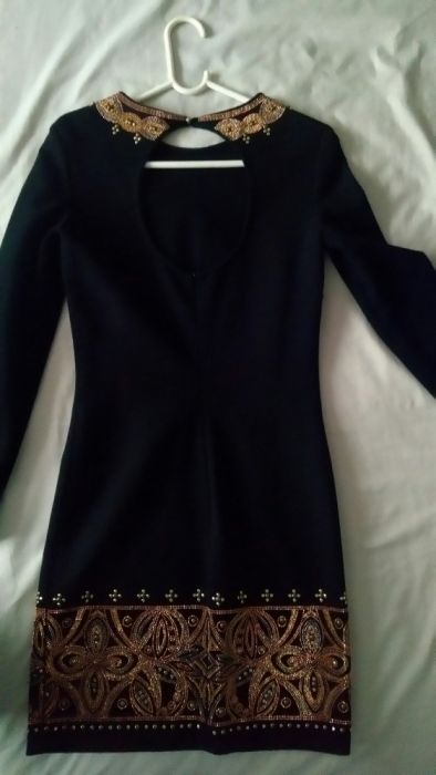 Emilio Pucci Sukienka czarna mini koktajlowa z aplikacjami r. S nowa