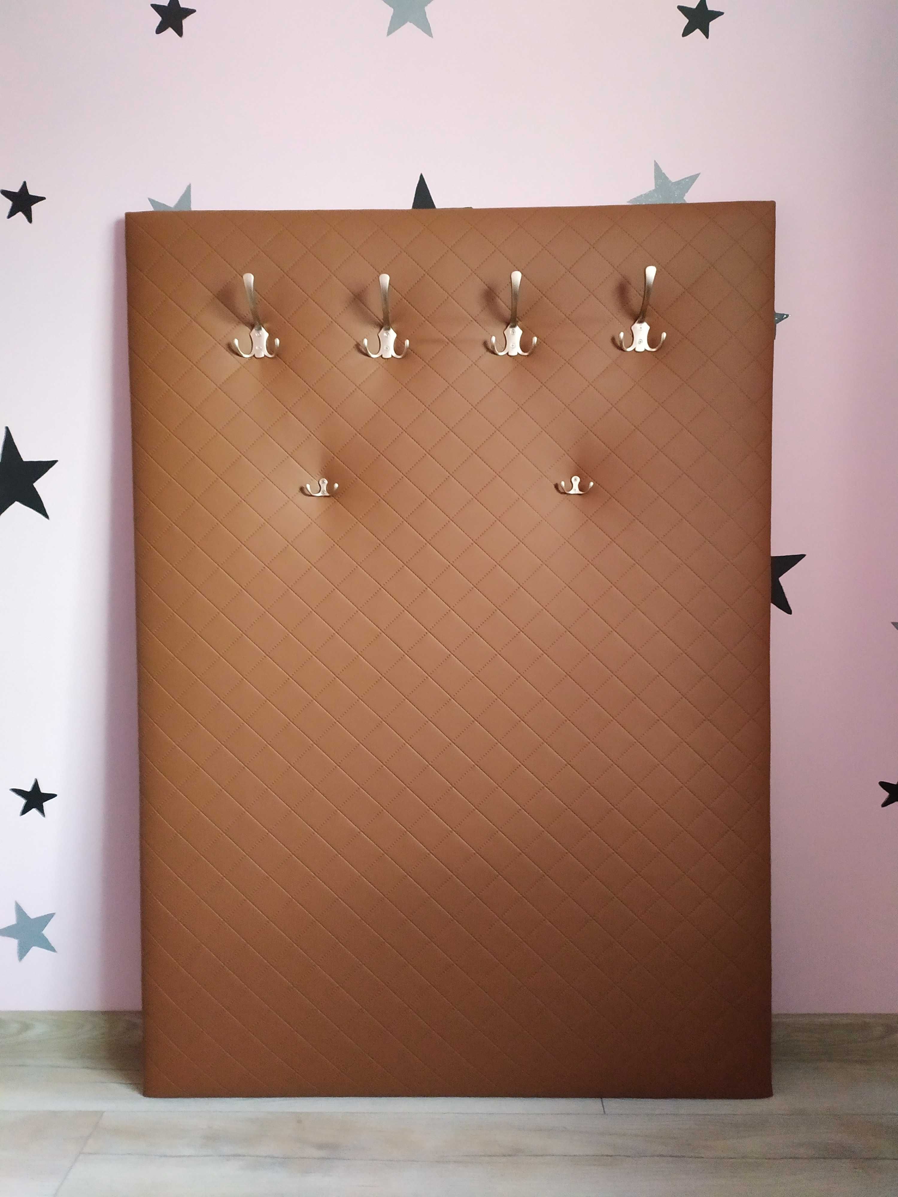 Garderoba panel tapicerowany wieszak ubraniowy