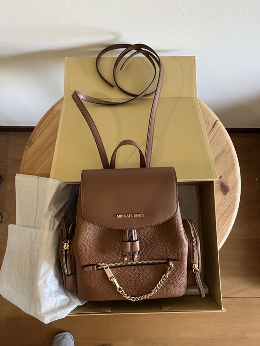 Mochila Michael Kors original NOVA com caixa