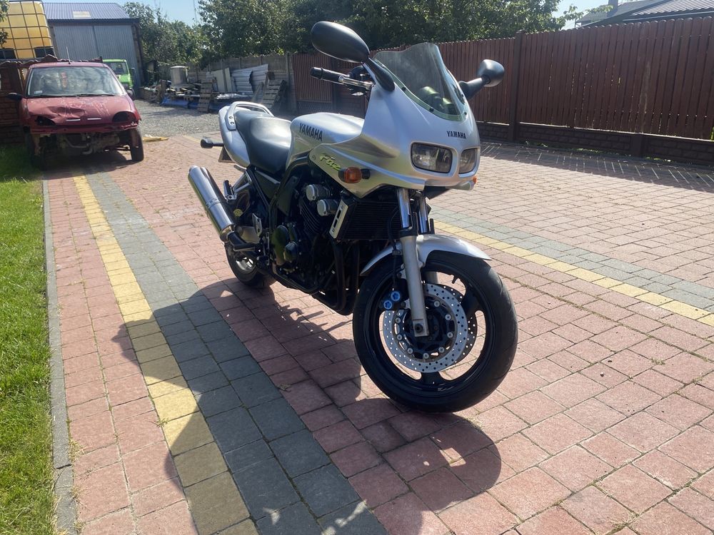 Yamaha Fazer 600