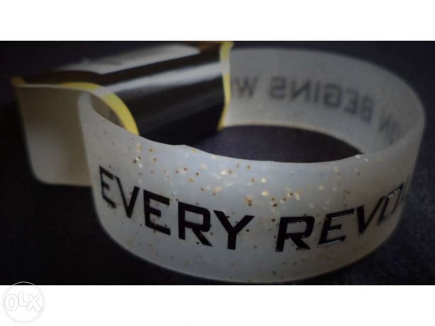 Hunger Games Jogos da Fome bracelete pulseira Every revolution begins