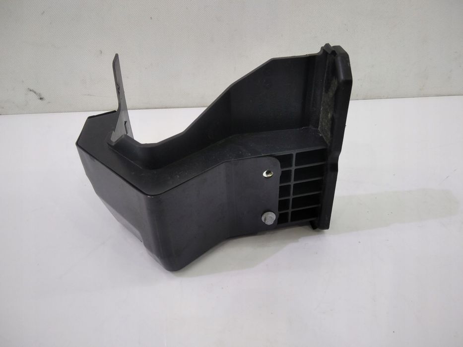 volvo xc40 ii mocowanie akumulatora 32244014